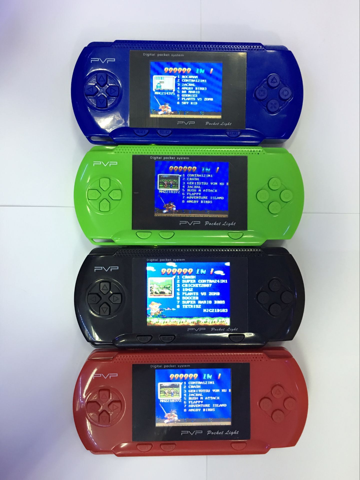 Handheld Retro Game Console for Kids – Portable Gaming Device with Classic Games Collection